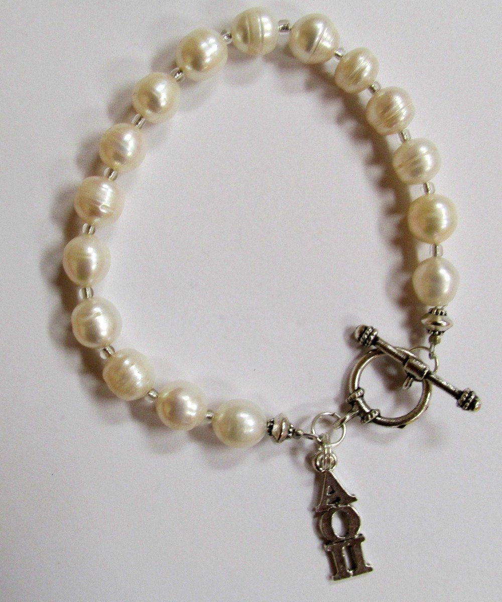 Freshwater Pearl Toggle Bracelet